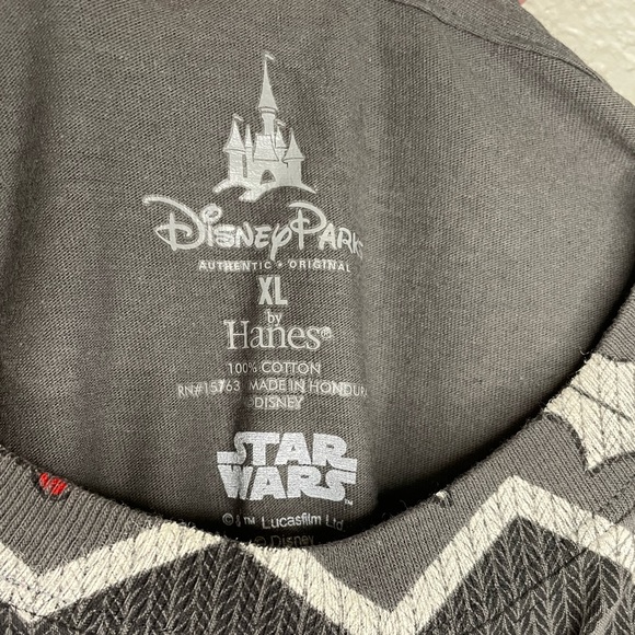 Star Wars Disney Parks Christmas Sweater T-Shirt - Picture 4 of 4
